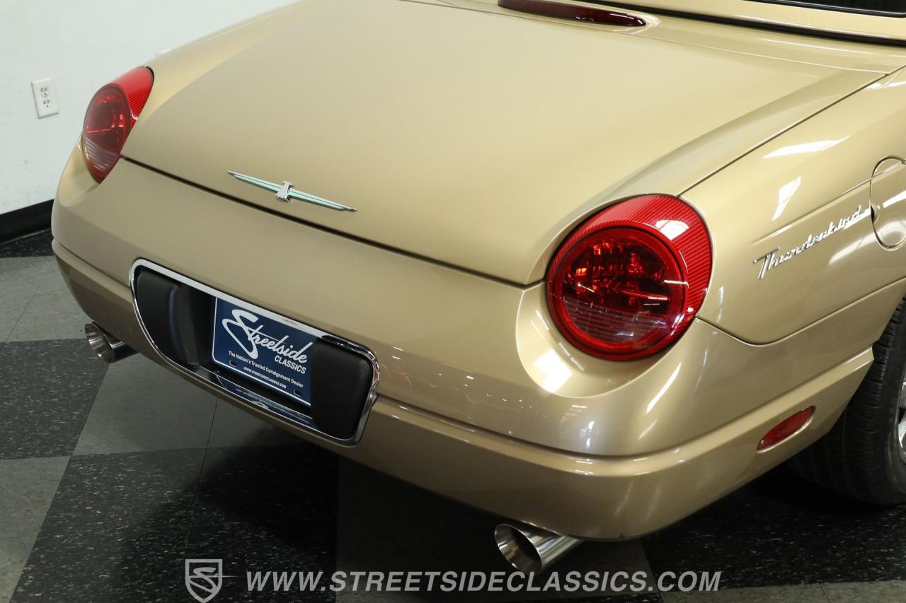 2005 Ford Thunderbird