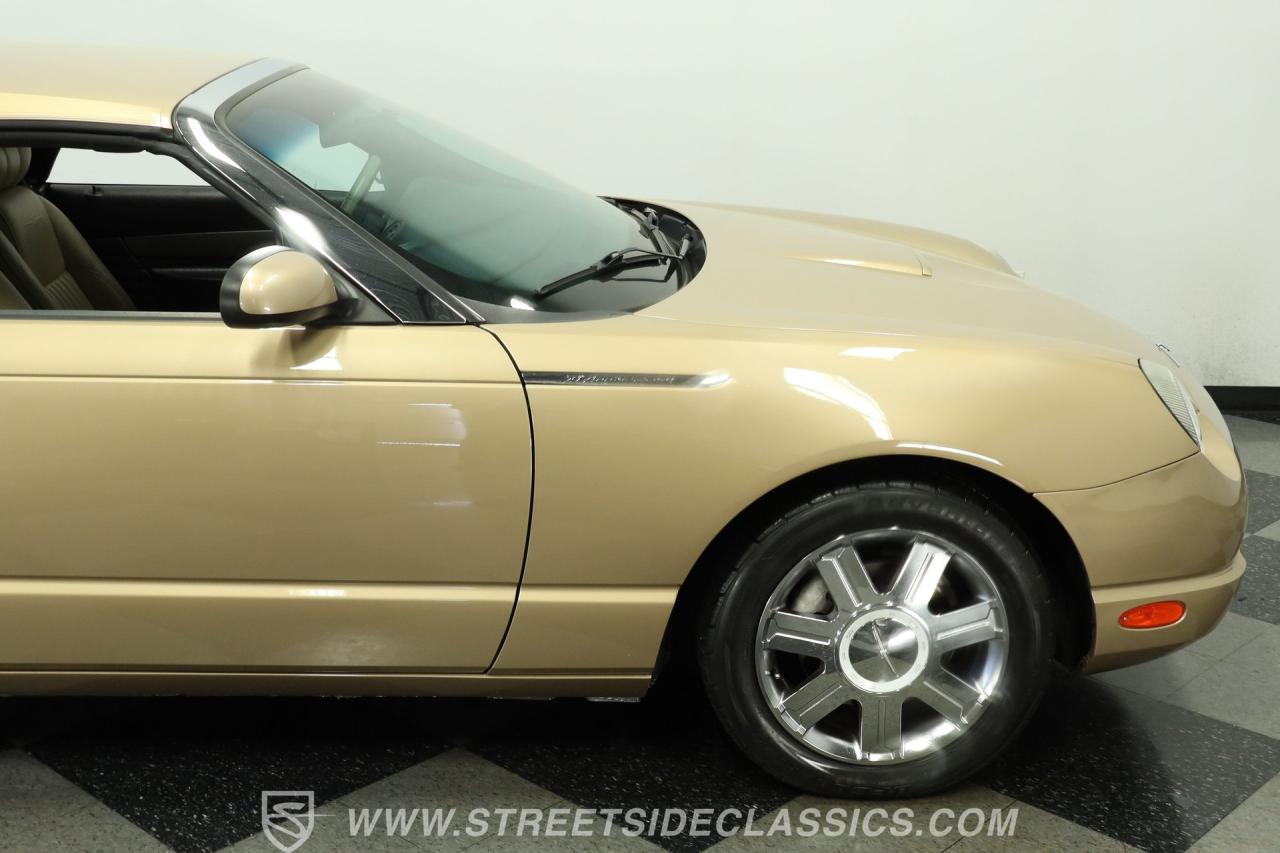 2005 Ford Thunderbird