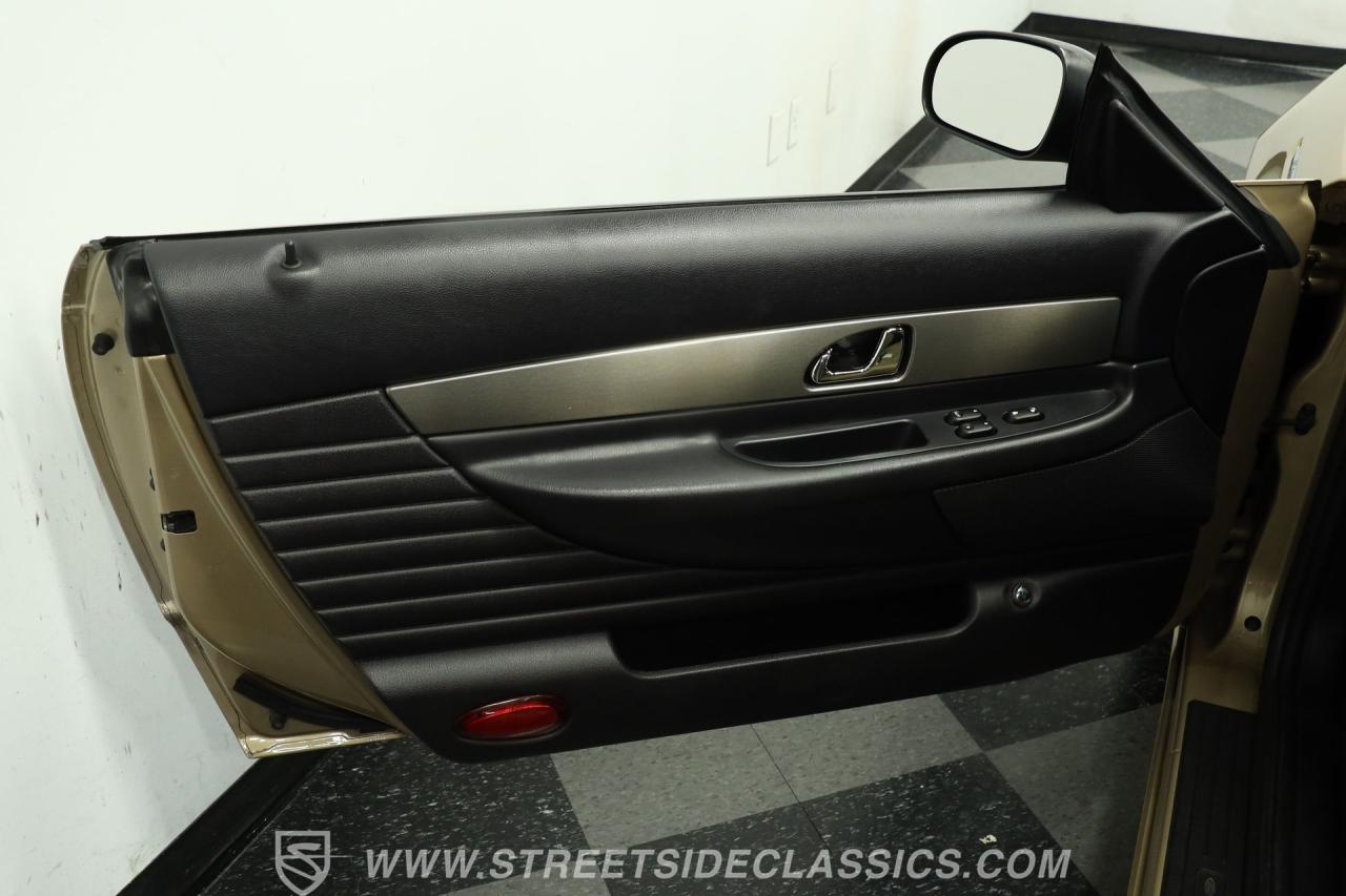 2005 Ford Thunderbird