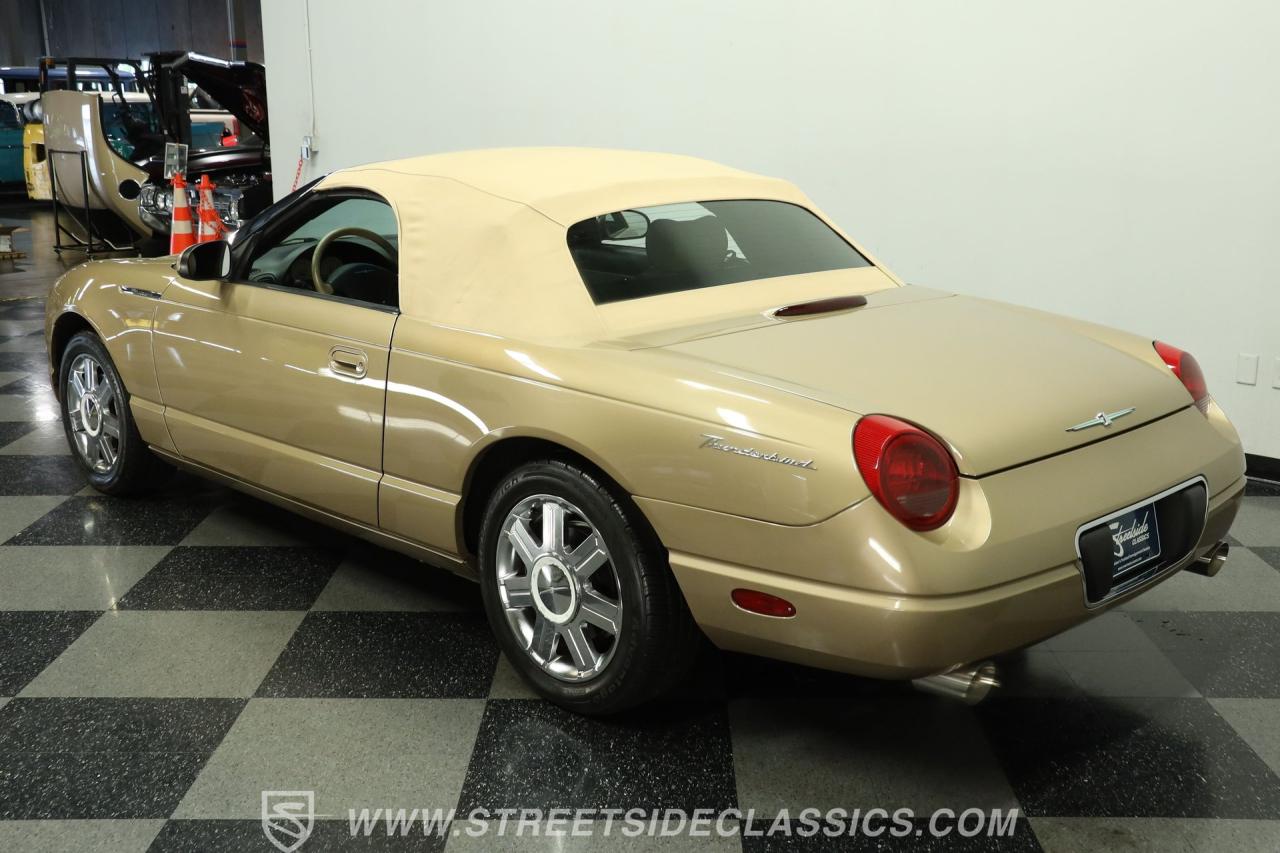 2005 Ford Thunderbird