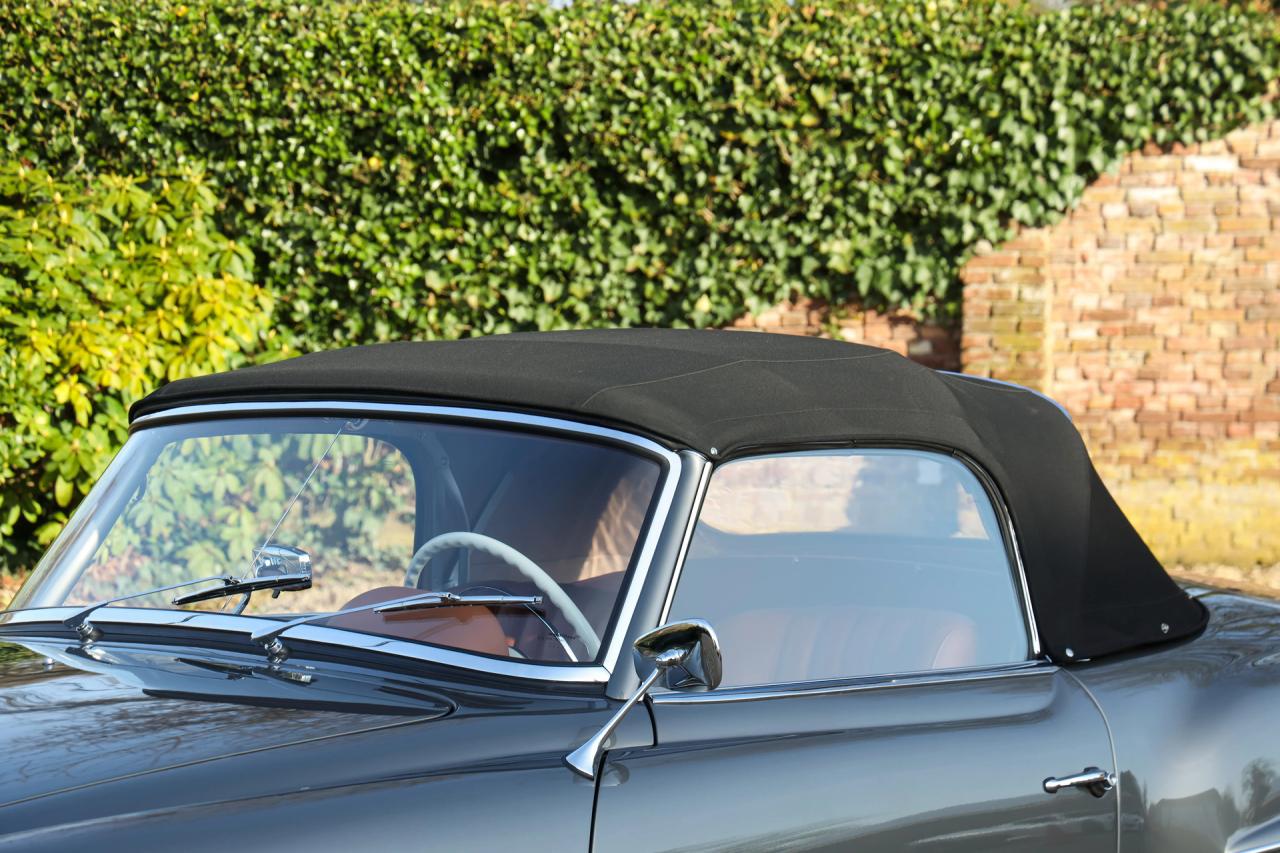 1962 Mercedes - Benz 190 SL