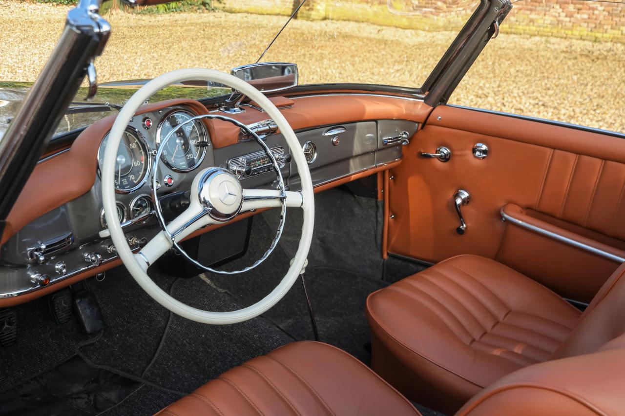 1962 Mercedes - Benz 190 SL