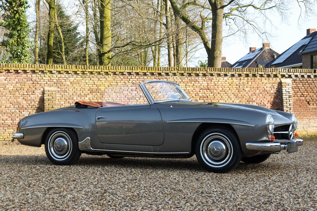 1962 Mercedes - Benz 190 SL