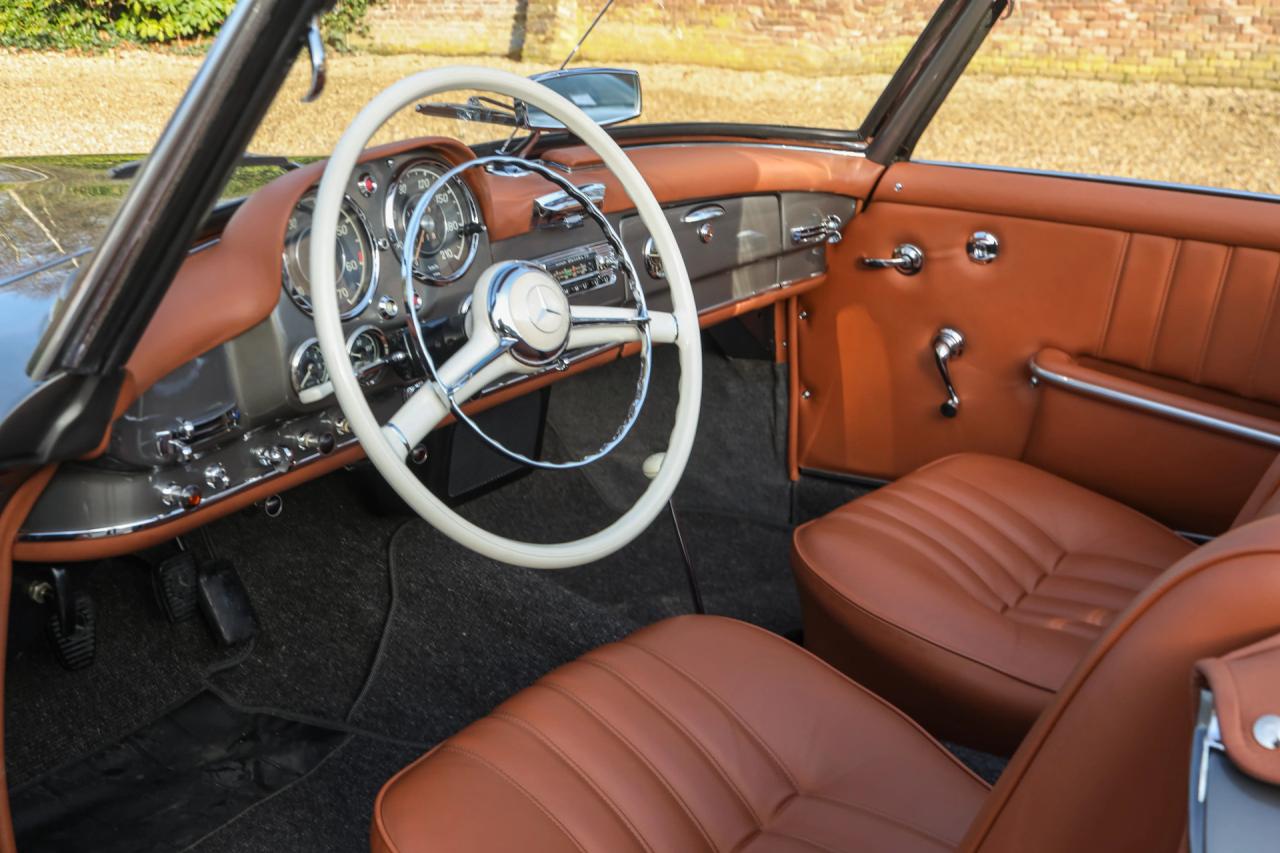 1962 Mercedes - Benz 190 SL