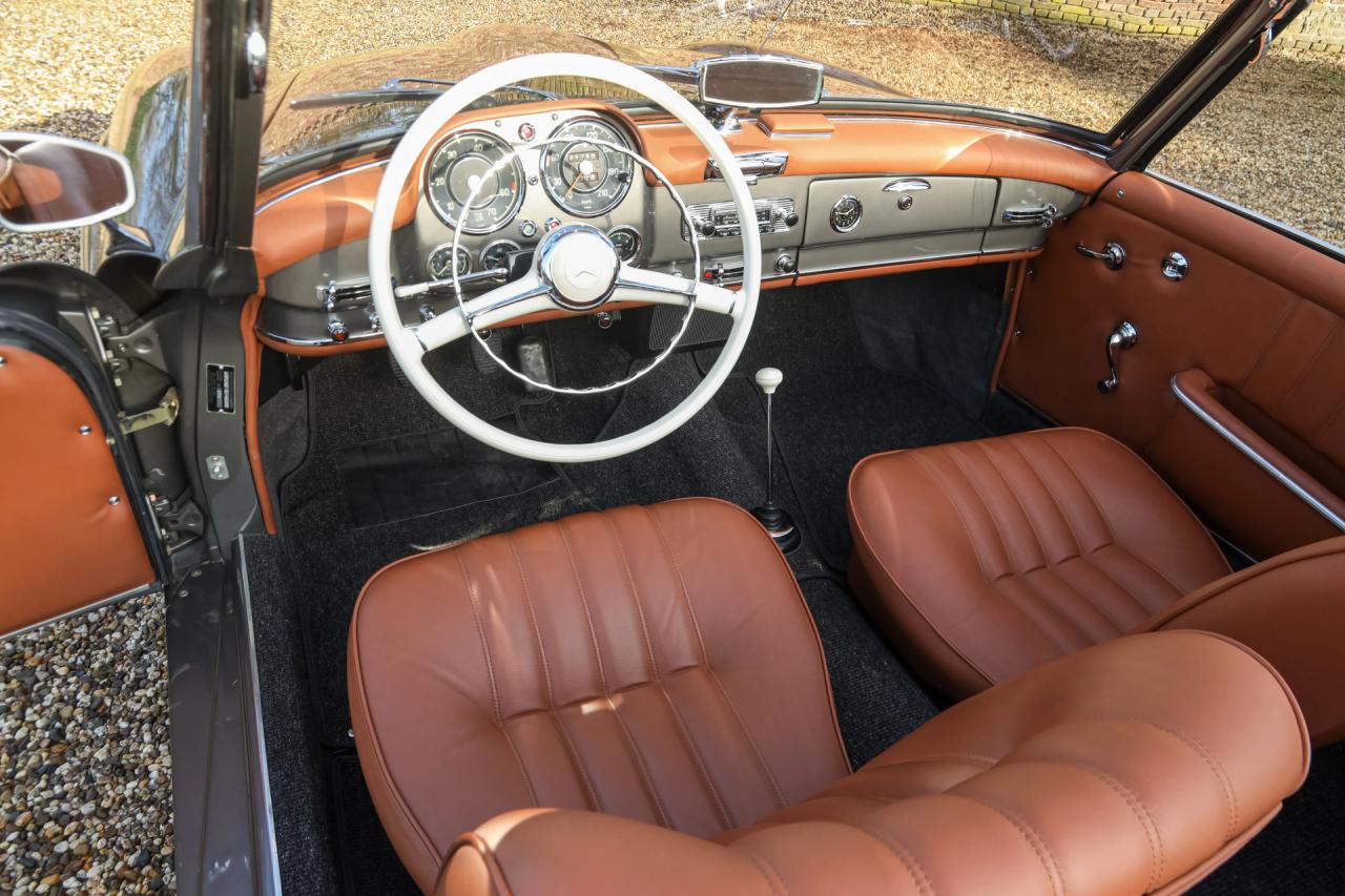 1962 Mercedes - Benz 190 SL