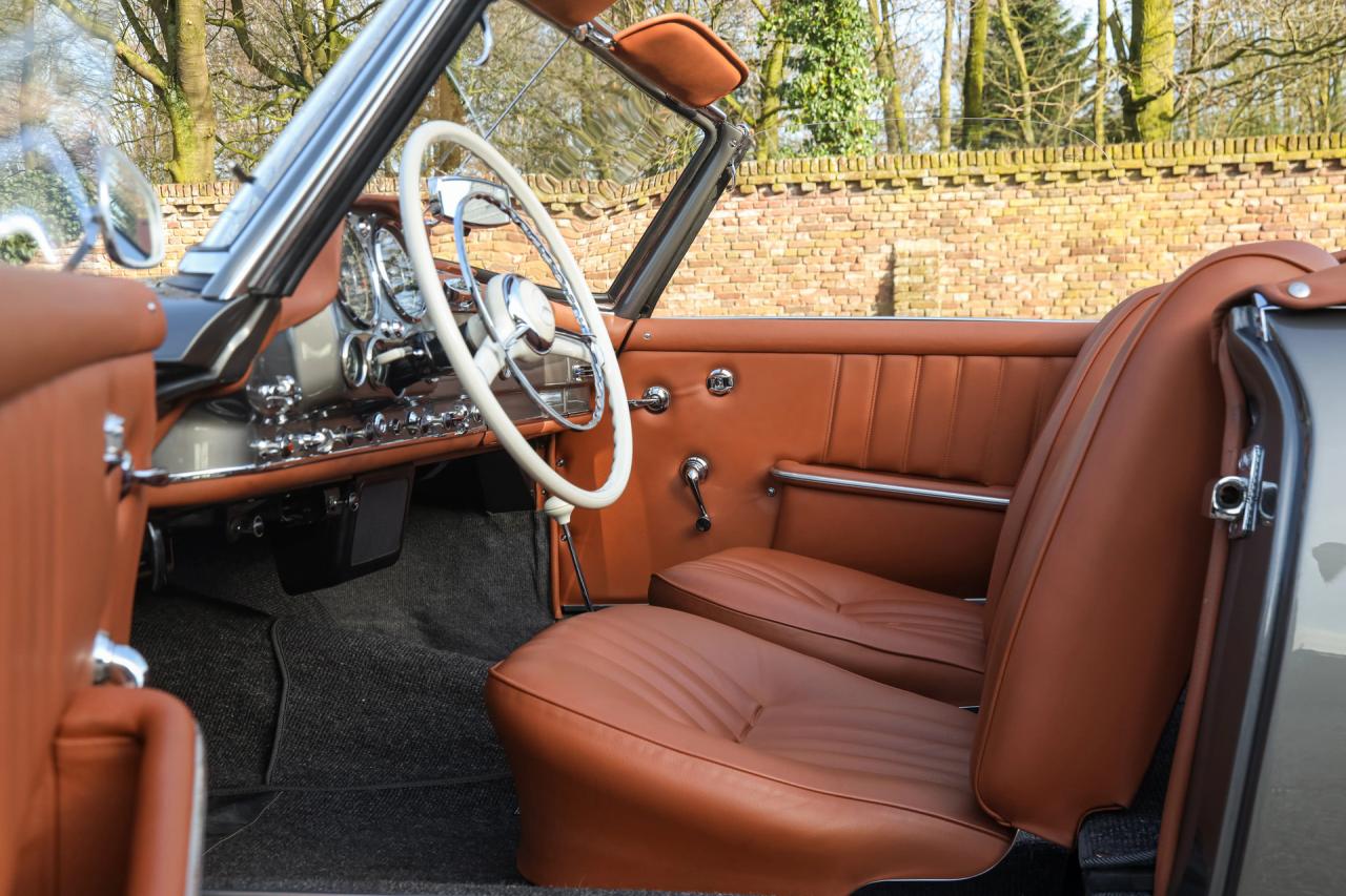 1962 Mercedes - Benz 190 SL