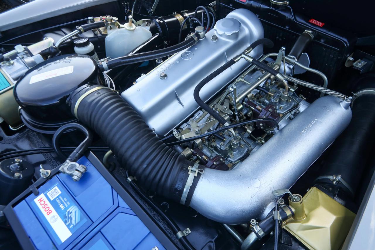 1962 Mercedes - Benz 190 SL