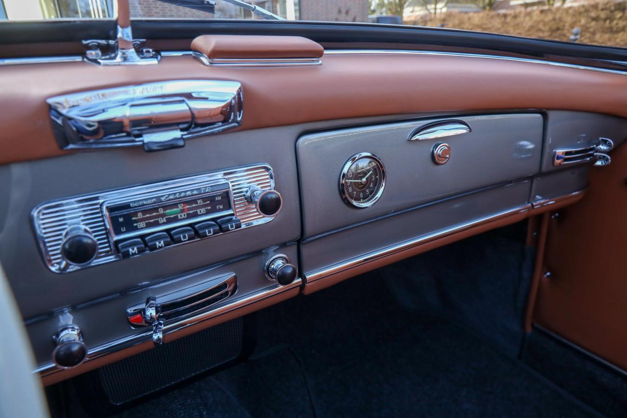 1962 Mercedes - Benz 190 SL