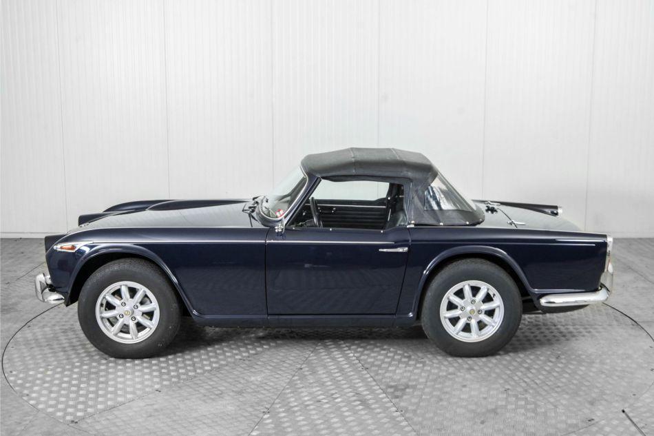1967 Triumph TR4A IRS