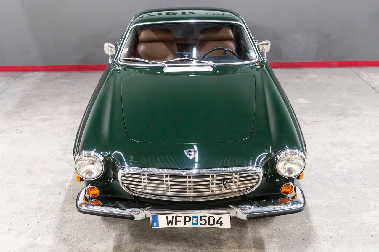 1969 Volvo P1800