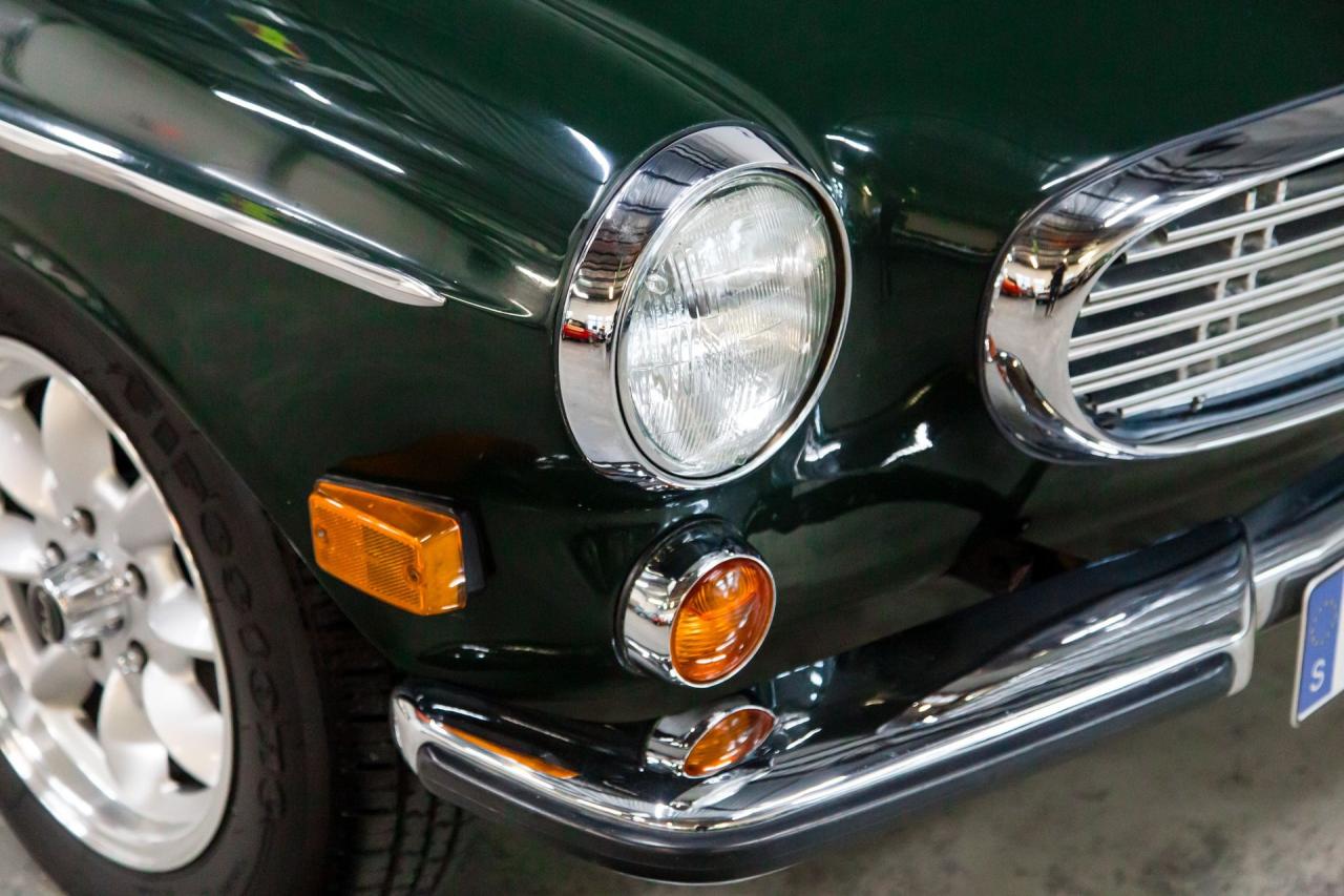 1969 Volvo P1800