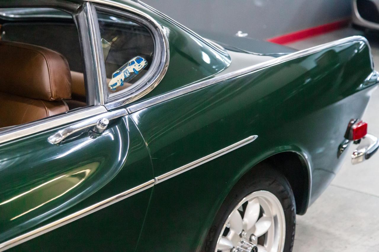 1969 Volvo P1800