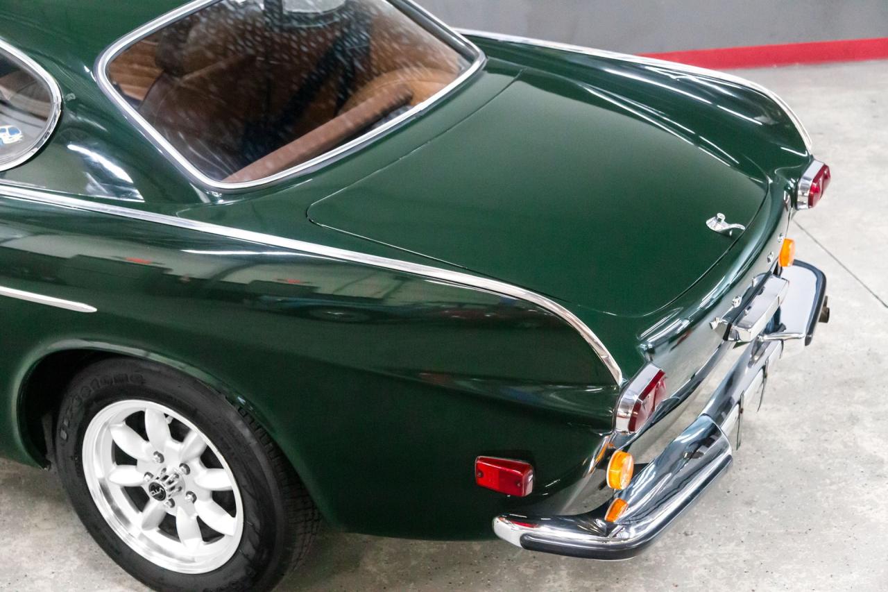 1969 Volvo P1800