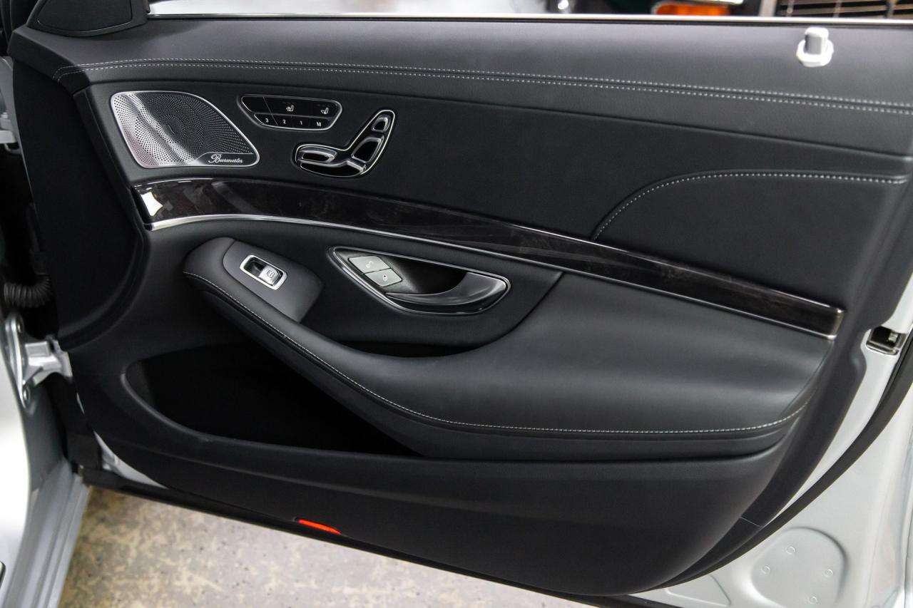 2019 Mercedes - Benz 4320 mile S 560