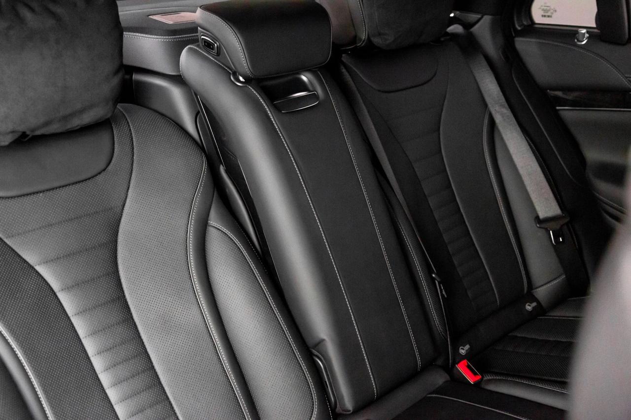 2019 Mercedes - Benz 4320 mile S 560