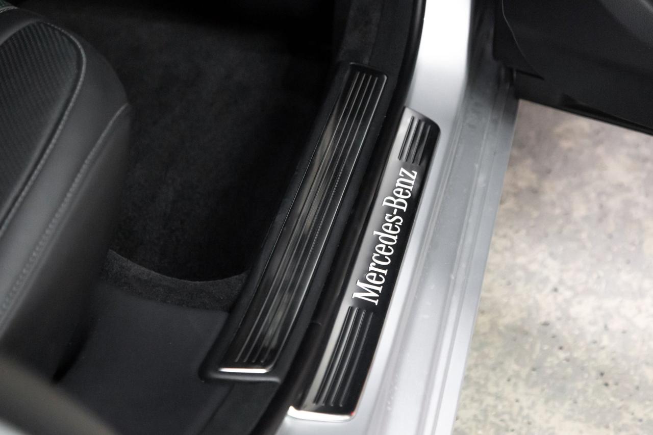 2019 Mercedes - Benz 4320 mile S 560