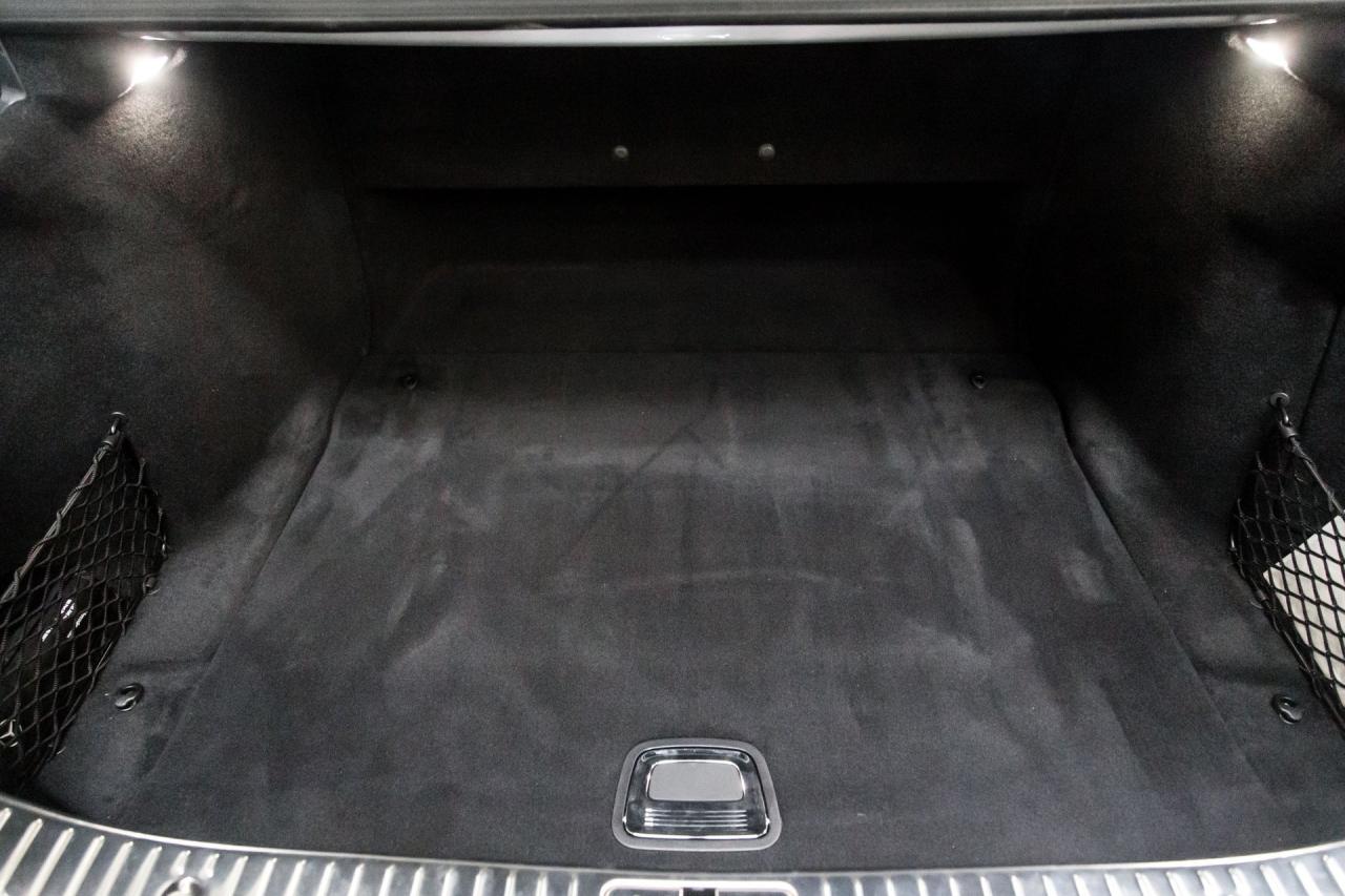 2019 Mercedes - Benz 4320 mile S 560