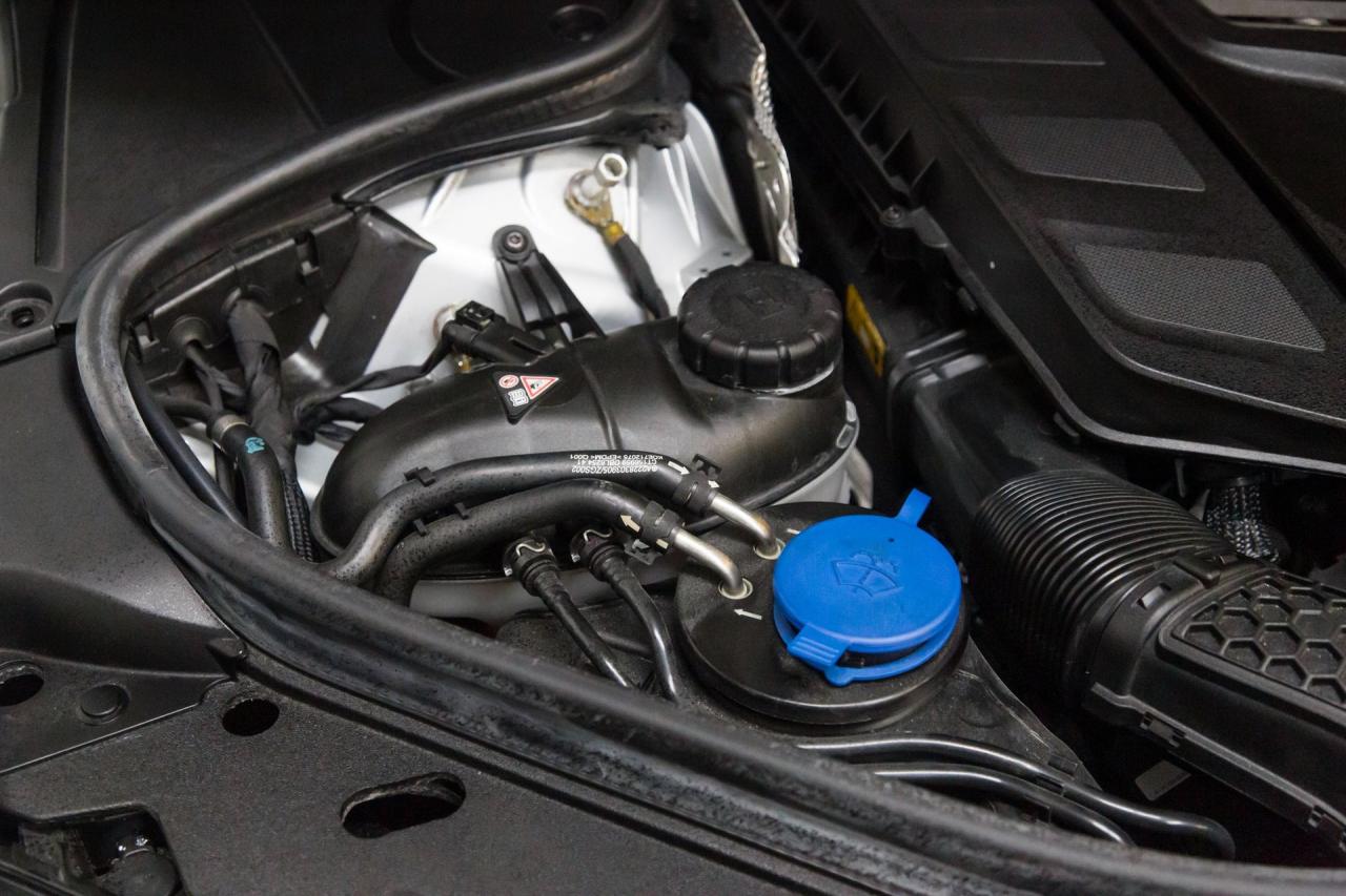 2019 Mercedes - Benz 4320 mile S 560