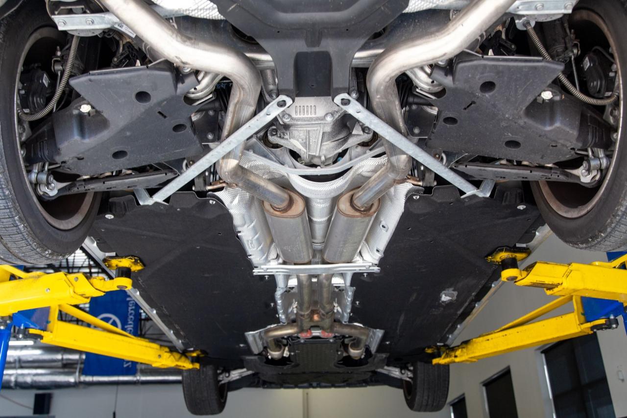 2019 Mercedes - Benz 4320 mile S 560