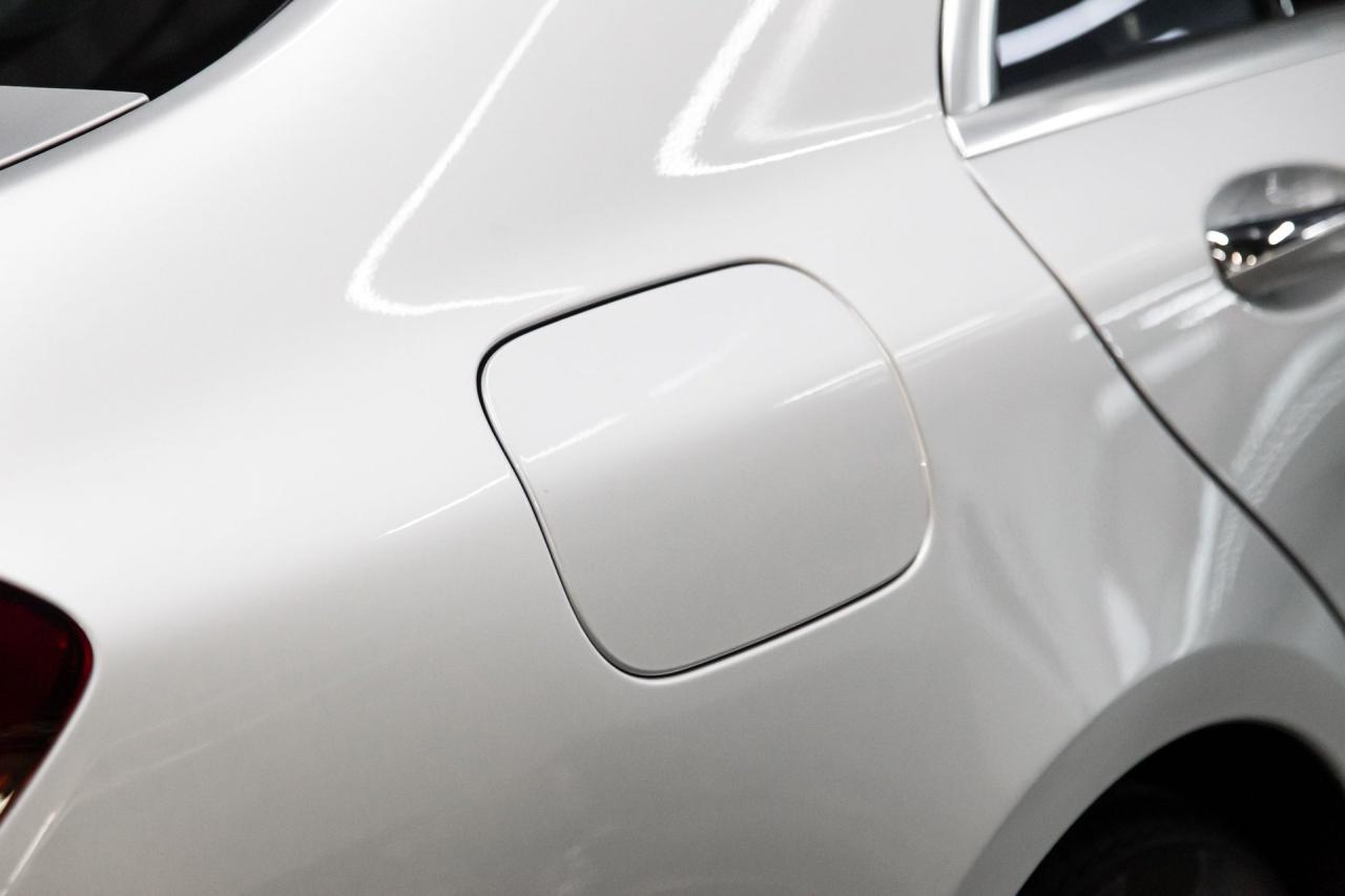 2019 Mercedes - Benz 4320 mile S 560