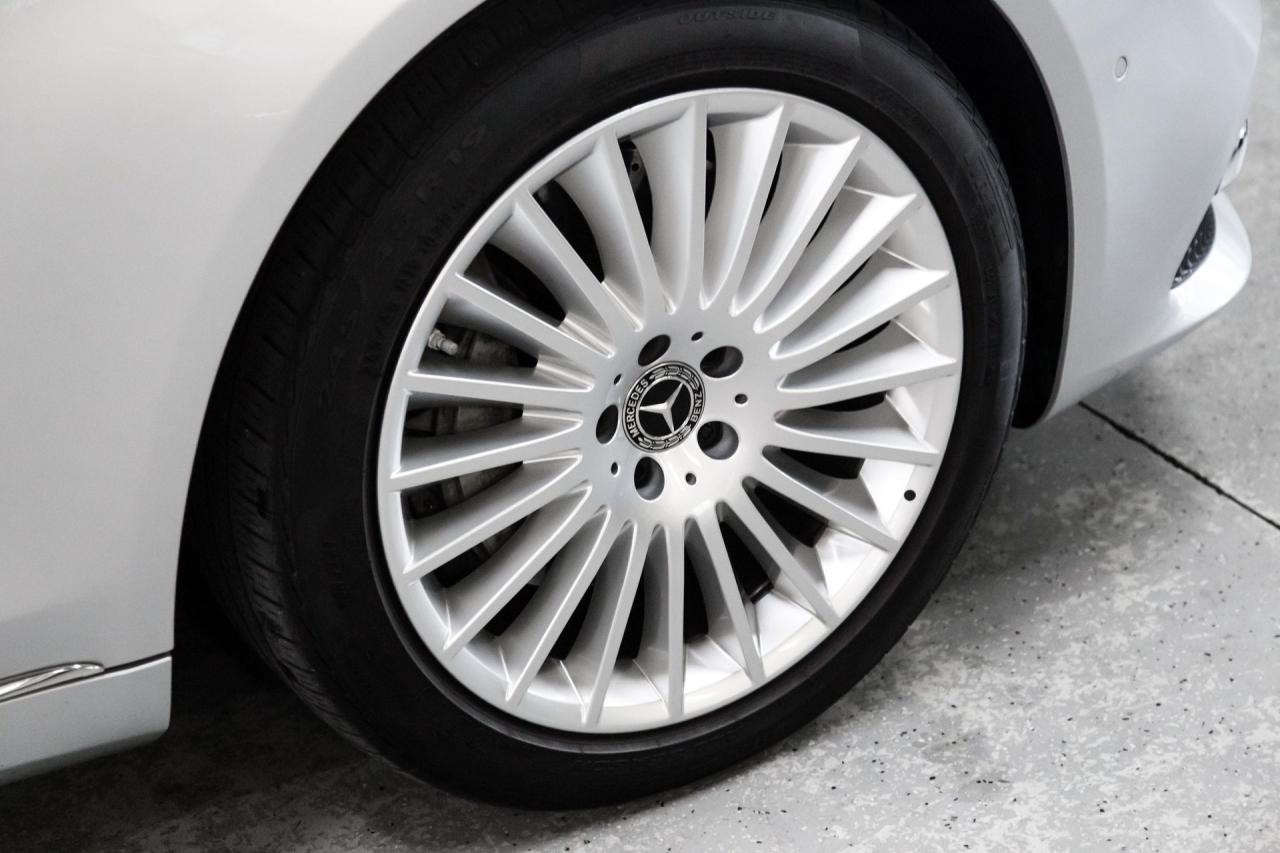 2019 Mercedes - Benz 4320 mile S 560