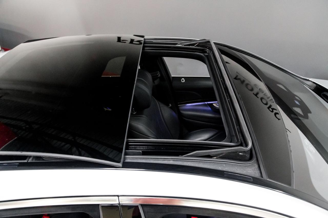 2019 Mercedes - Benz 4320 mile S 560