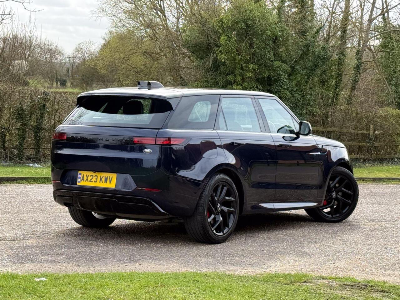 2023 Land Rover 3.0 D300 MHEV Dynamic SE Auto 4WD Euro 6 (s/s) 5dr