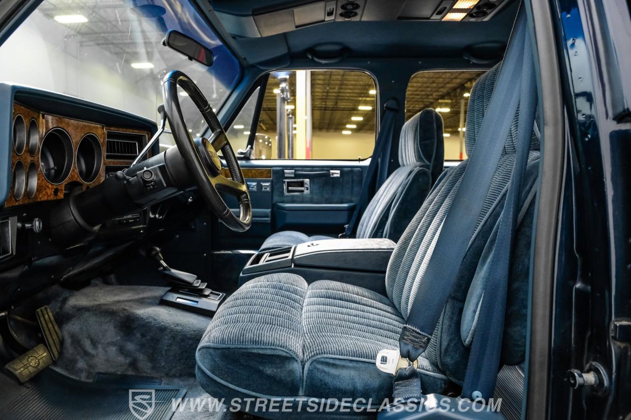 1990 GMC Suburban SLE 4x4