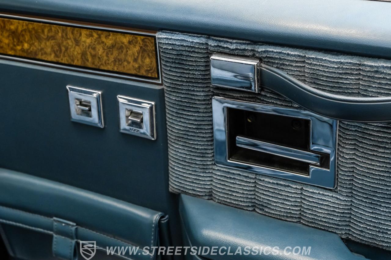 1990 GMC Suburban SLE 4x4