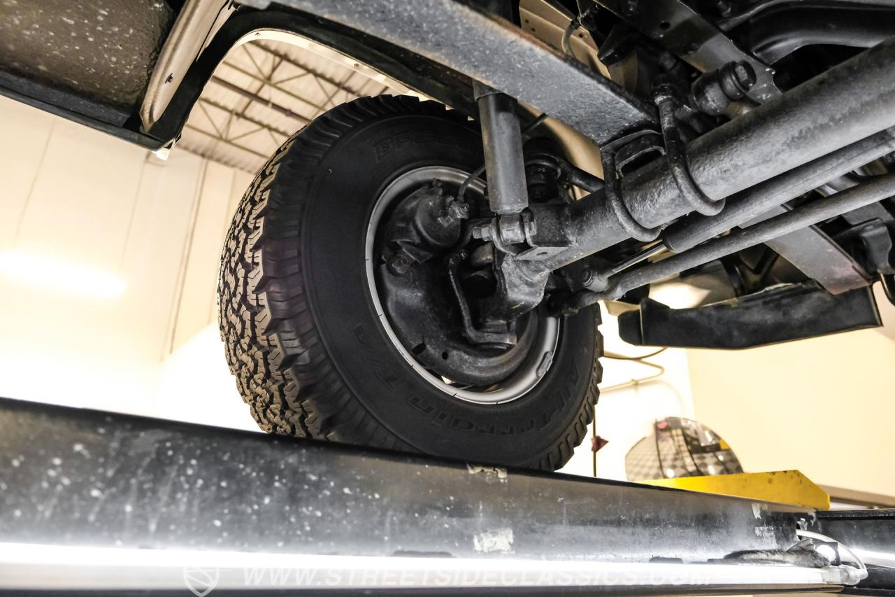 1990 GMC Suburban SLE 4x4