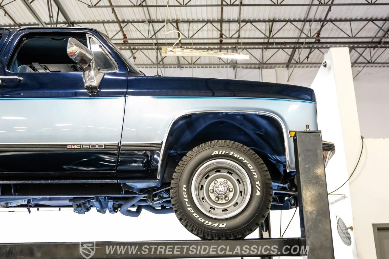 1990 GMC Suburban SLE 4x4