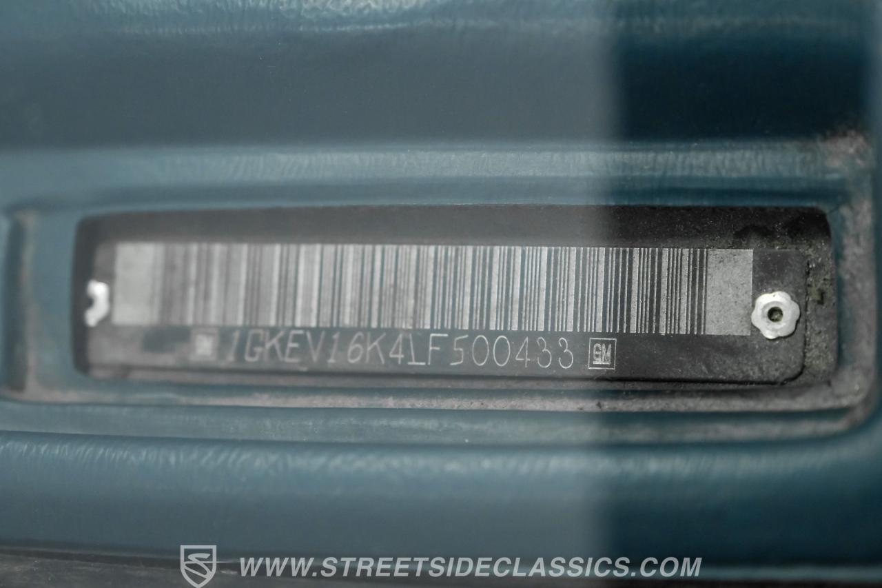 1990 GMC Suburban SLE 4x4