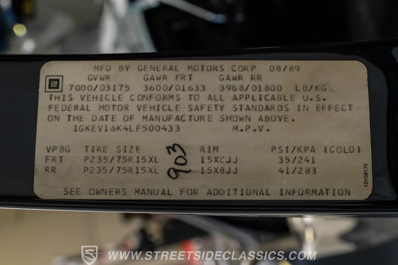 1990 GMC Suburban SLE 4x4