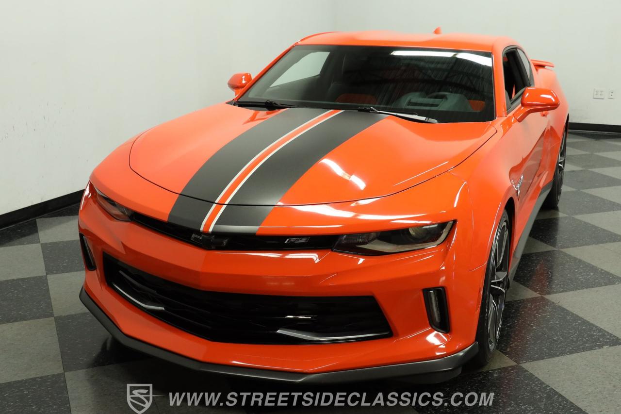 2018 Chevrolet Camaro Hot Wheels 50th Anniversary Edition