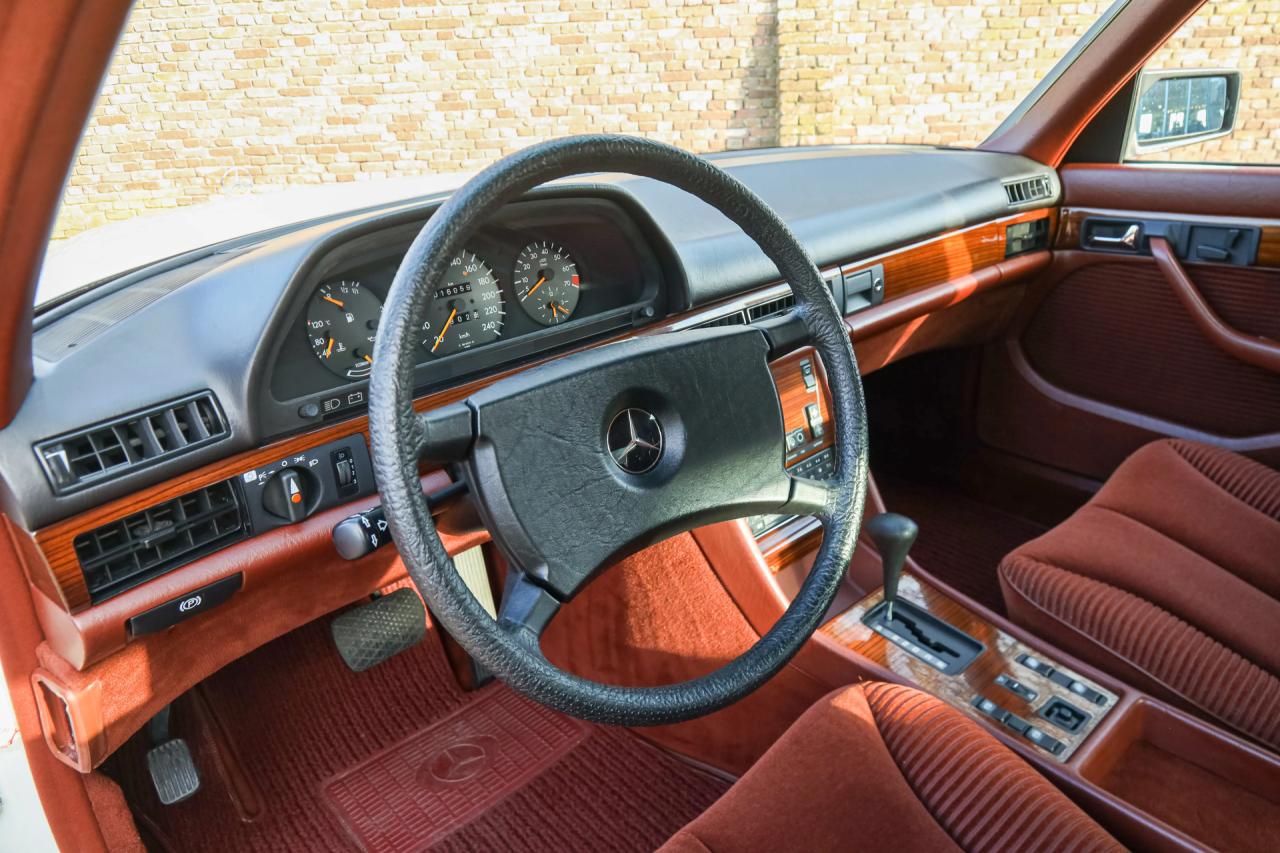 1988 Mercedes - Benz 280 S ONLY 16,000 KILOMETERS
