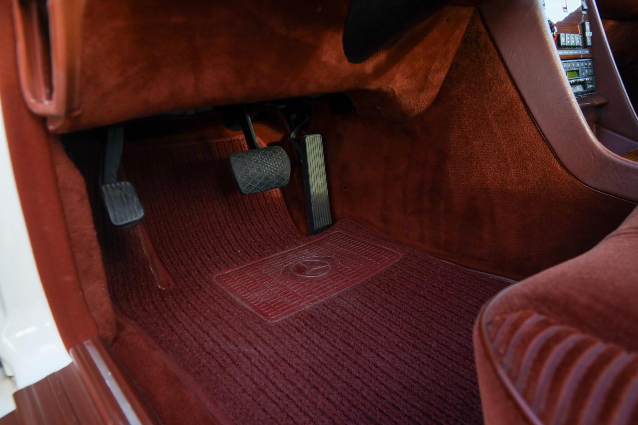 1988 Mercedes - Benz 280 S ONLY 16,000 KILOMETERS