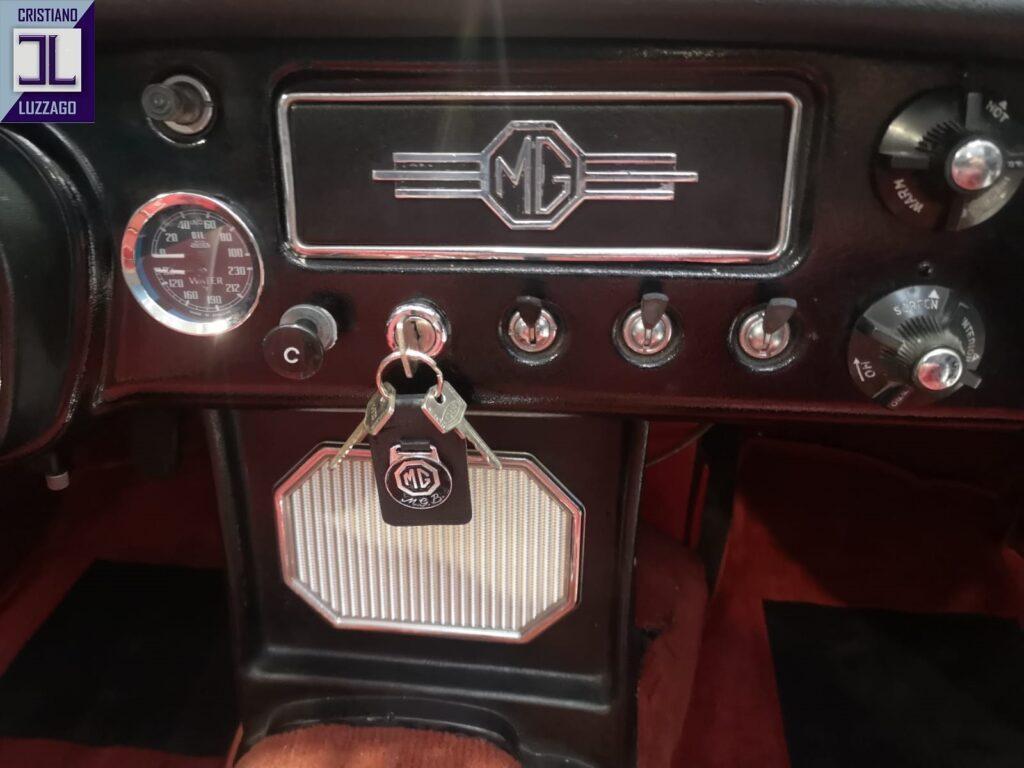 1963 MG B ROADSTER &rdquo;PULL HANDLE&rdquo;