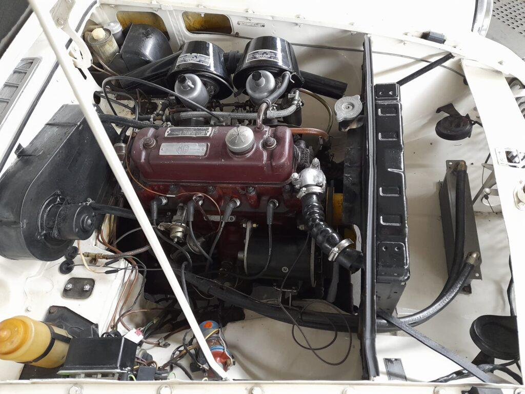 1963 MG B ROADSTER &rdquo;PULL HANDLE&rdquo;