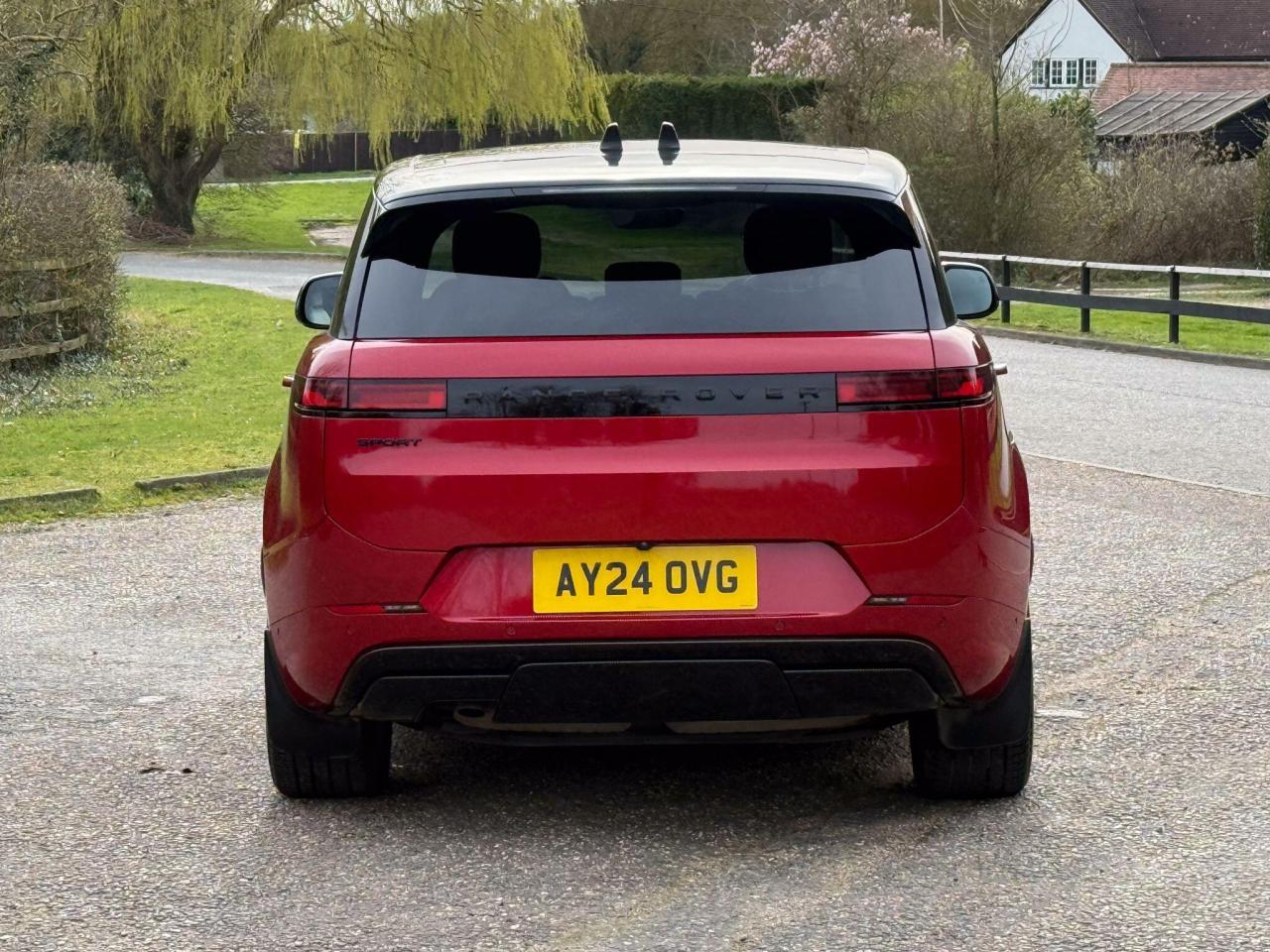 2024 Land Rover 3.0 D300 MHEV Dynamic SE Auto 4WD Euro 6 (s/s) 5dr