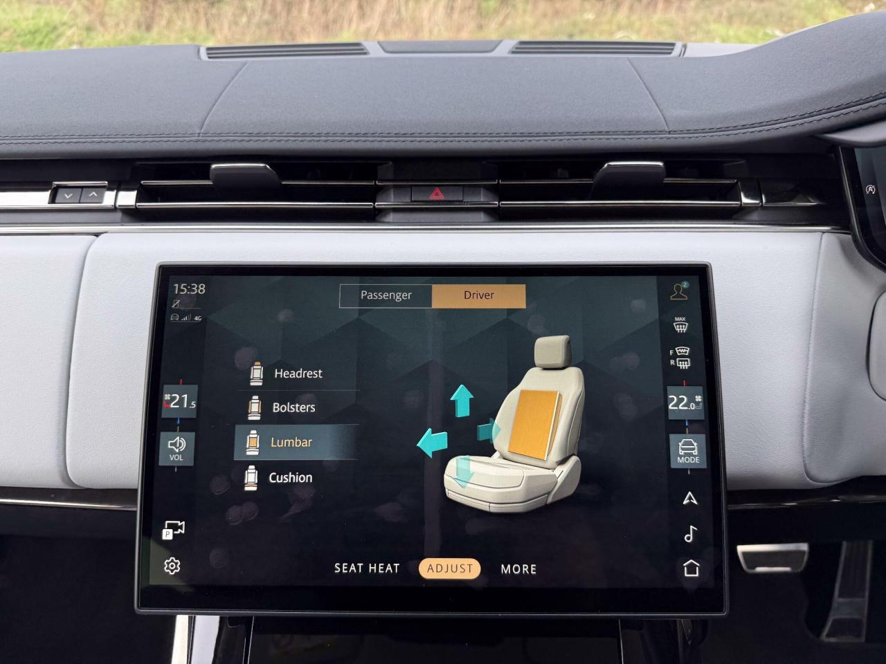 2024 Land Rover 3.0 D300 MHEV Dynamic SE Auto 4WD Euro 6 (s/s) 5dr