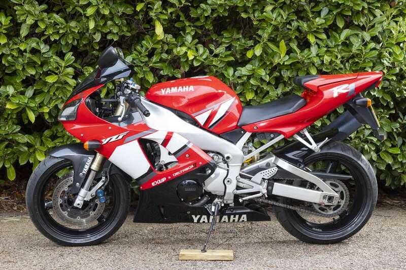 2001 Yamaha YZF-R1