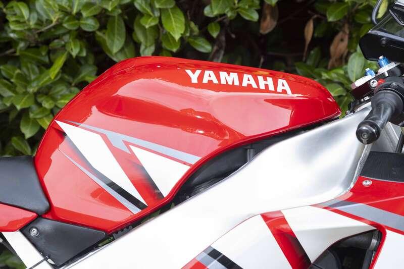 2001 Yamaha YZF-R1