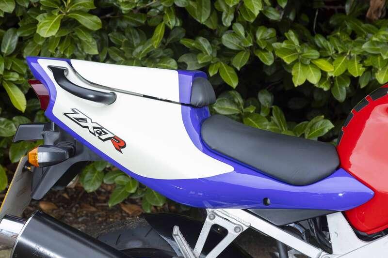 2996 Kawasaki ZX-7R (P1)