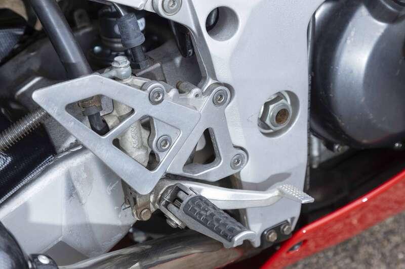 2996 Kawasaki ZX-7R (P1)