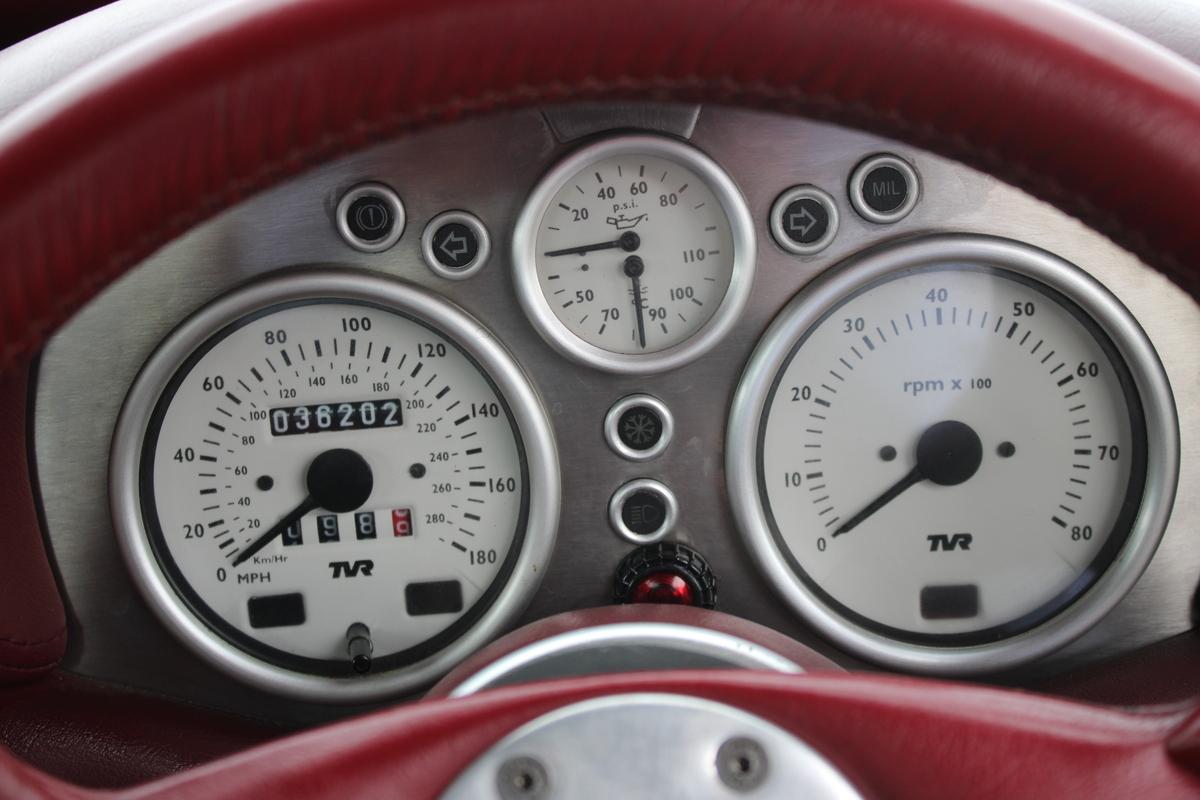 1997 TVR CERBERA 4.2 AJP