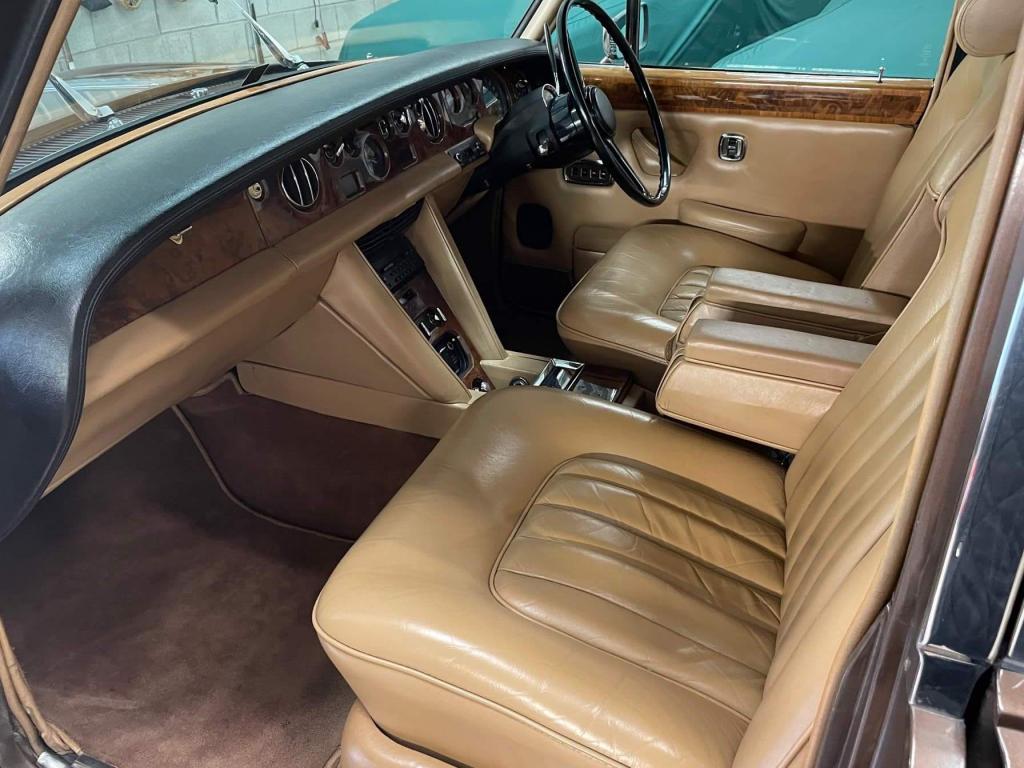 1976 Rolls - Royce Silver Shadow 1