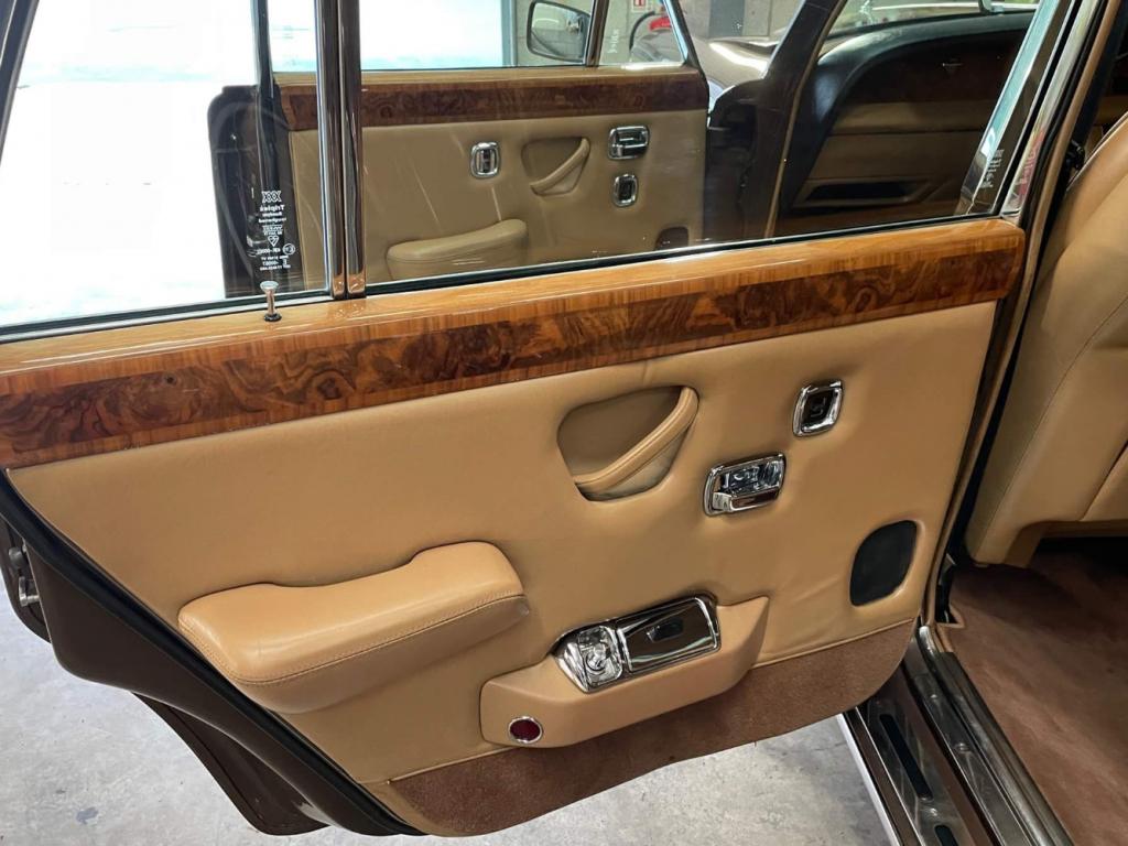 1976 Rolls - Royce Silver Shadow 1