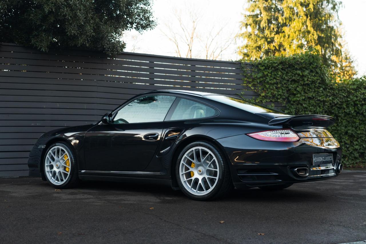 2012 Porsche 911 (997.2) Turbo S
