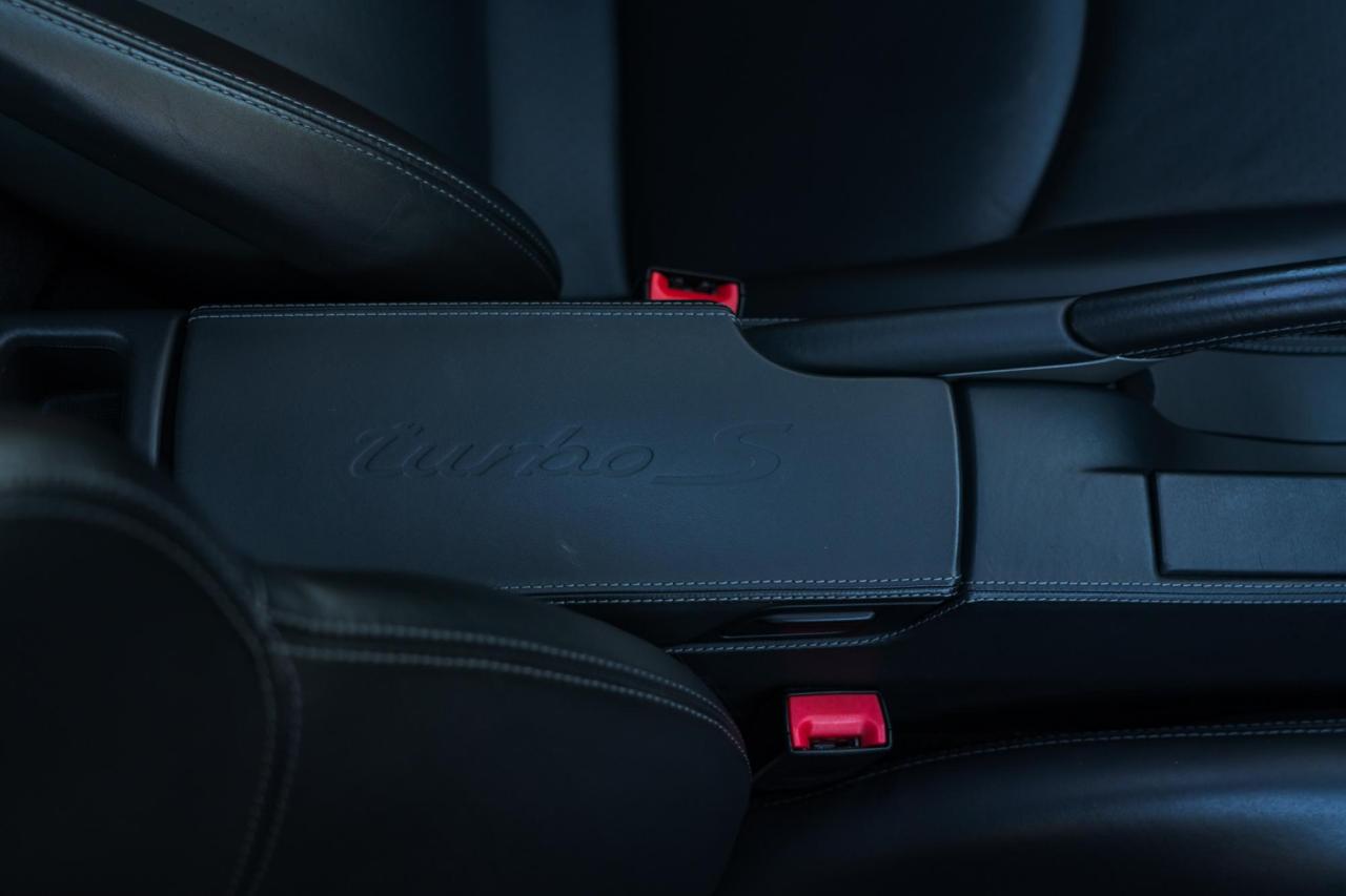 2012 Porsche 911 (997.2) Turbo S