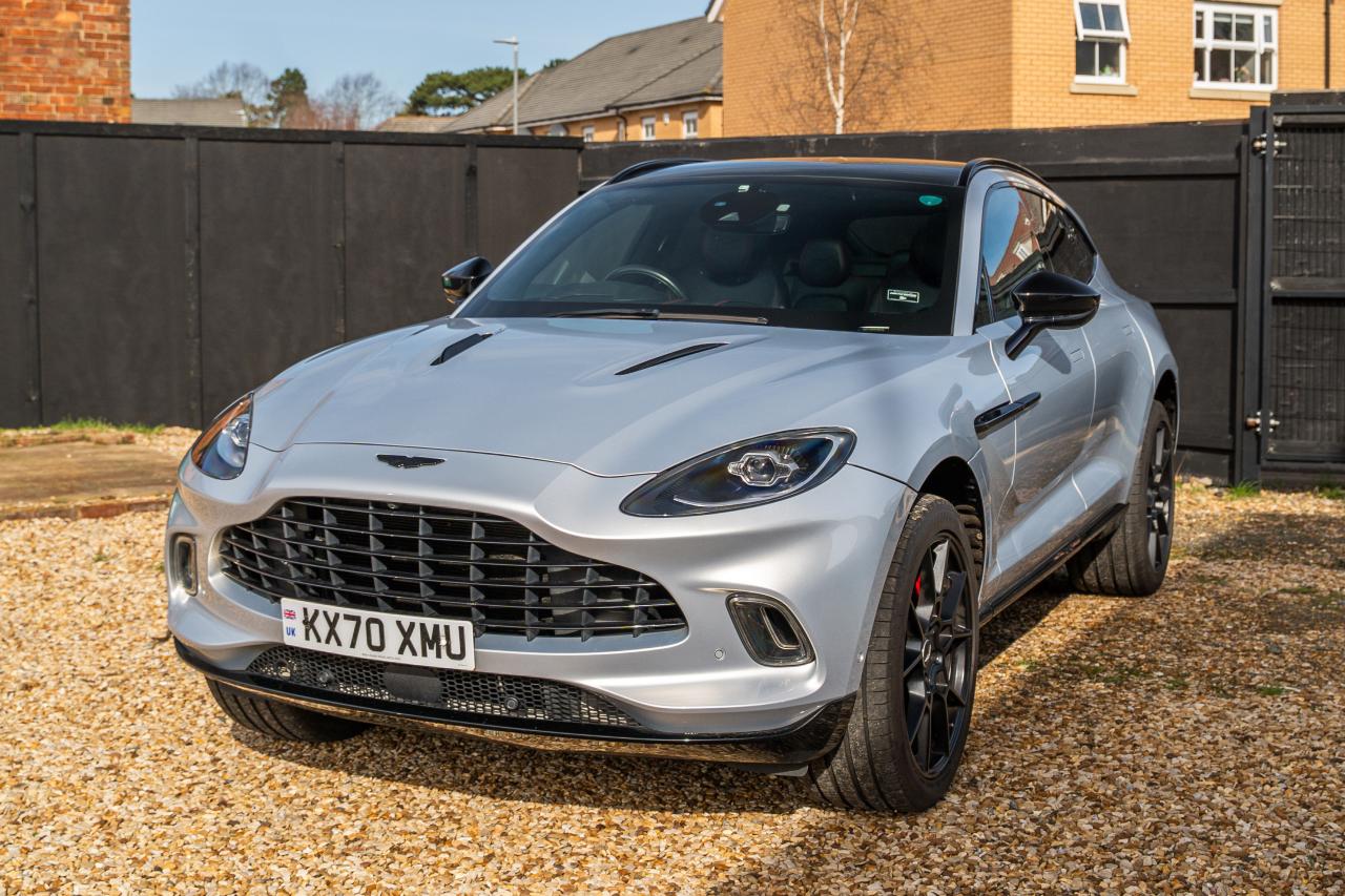 2020 Aston Martin DBX